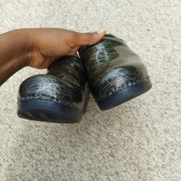 DANSKO professional Clogs 38 US 7 Patent Leather nurses shoes black green - Picture 9 of 12